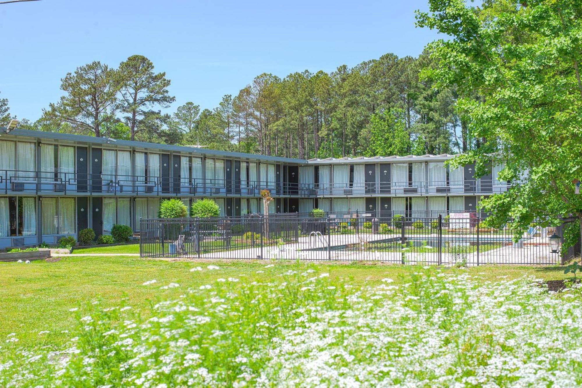 Masters Inn Selma Smithfield I-95 By Oyo Eksteriør bilde
