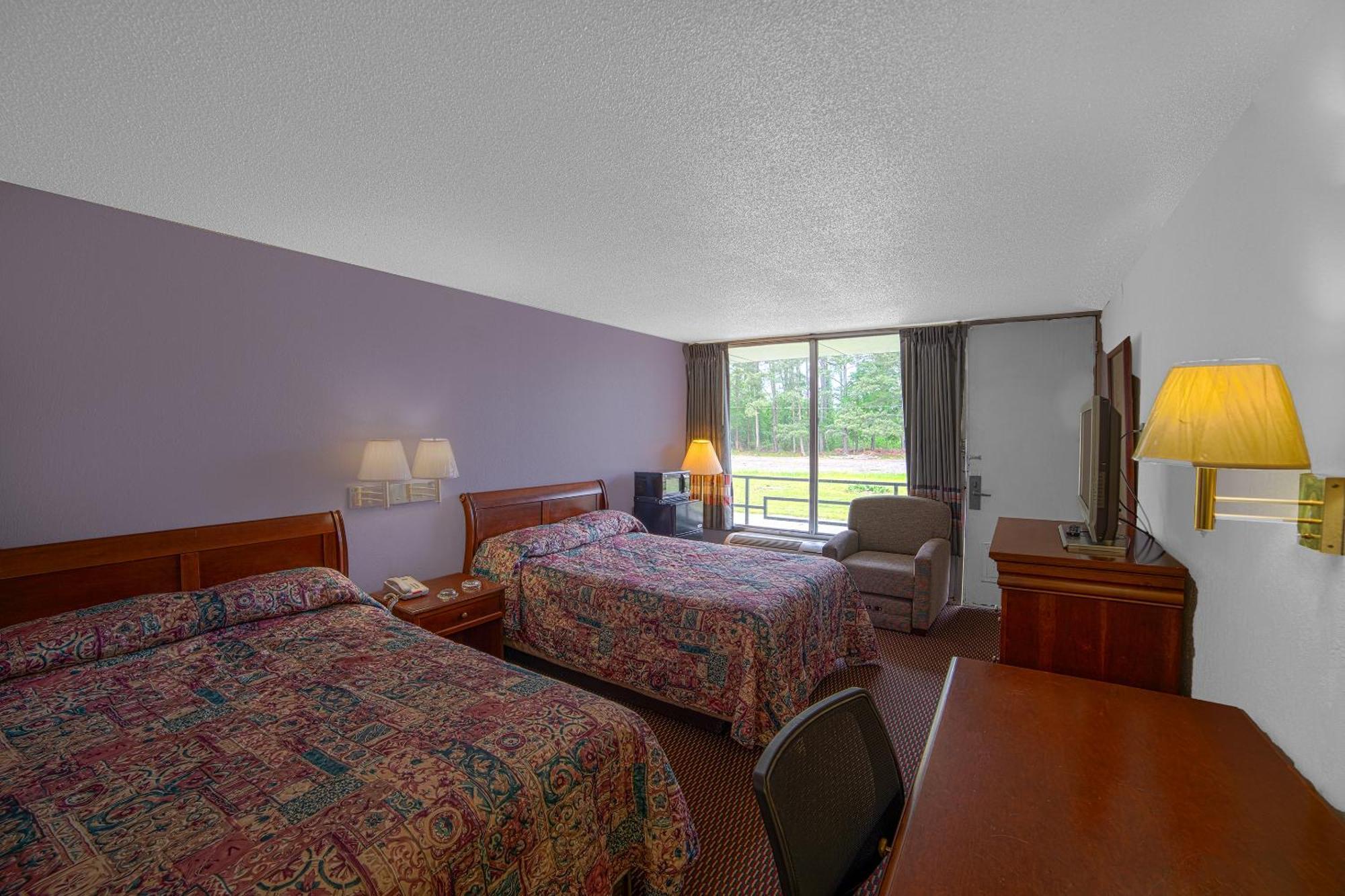 Masters Inn Selma Smithfield I-95 By Oyo Eksteriør bilde